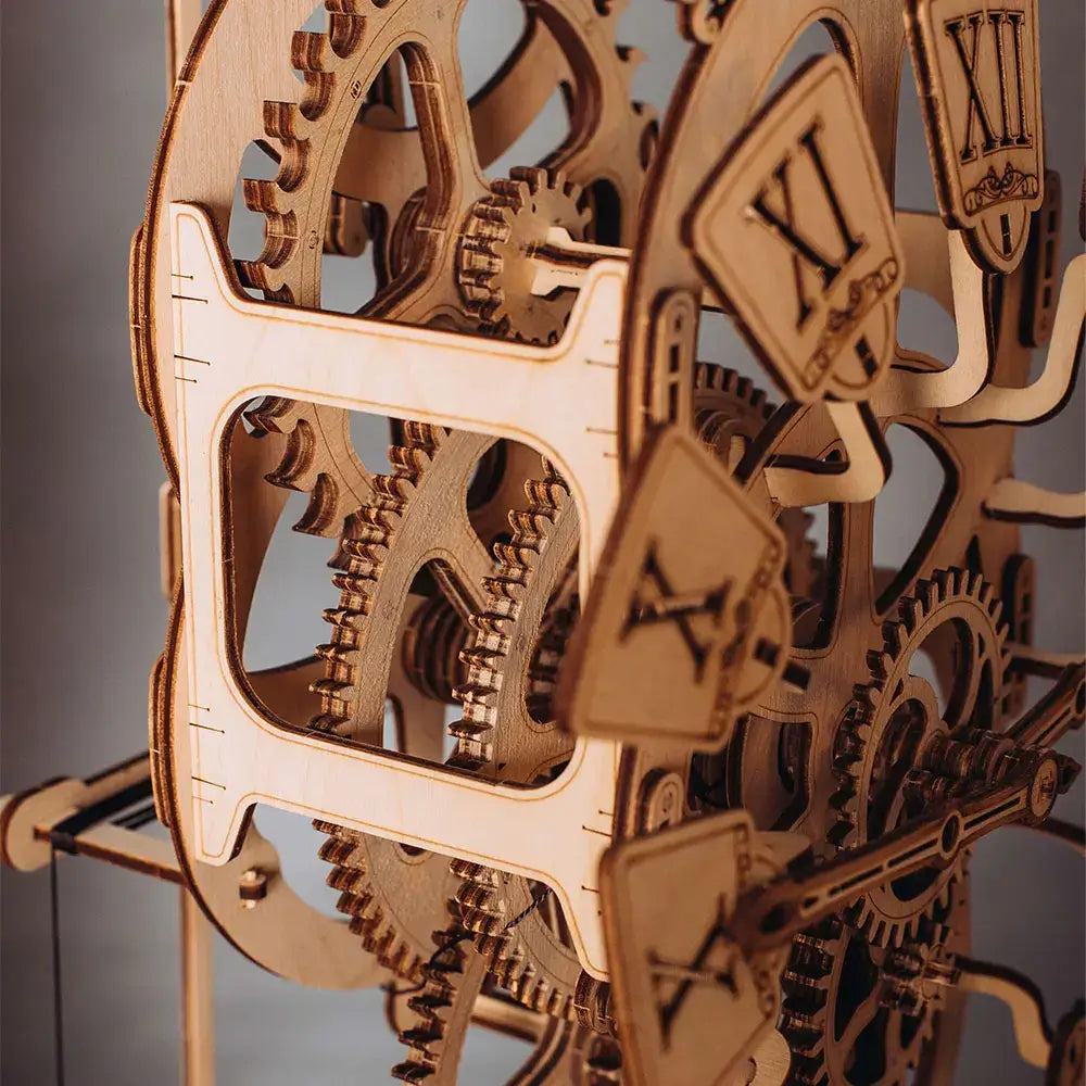 Ceas de perete pendulum Wood Trick