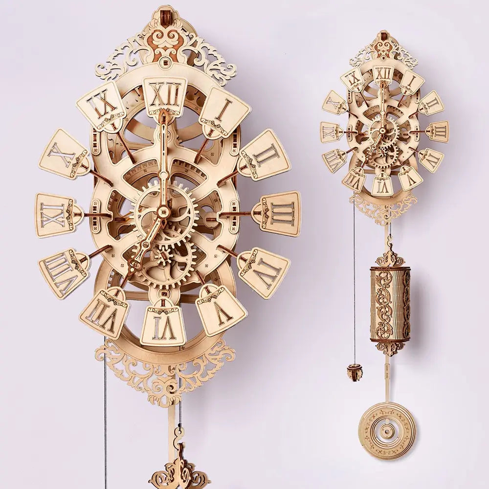 Ceas din lemn de perete cu pendul