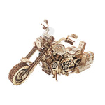 Puzzle 3D Rokr Motocicleta Cruiser LK504, 420 piese din lemn, vedere frontală a modelului complet asamblat