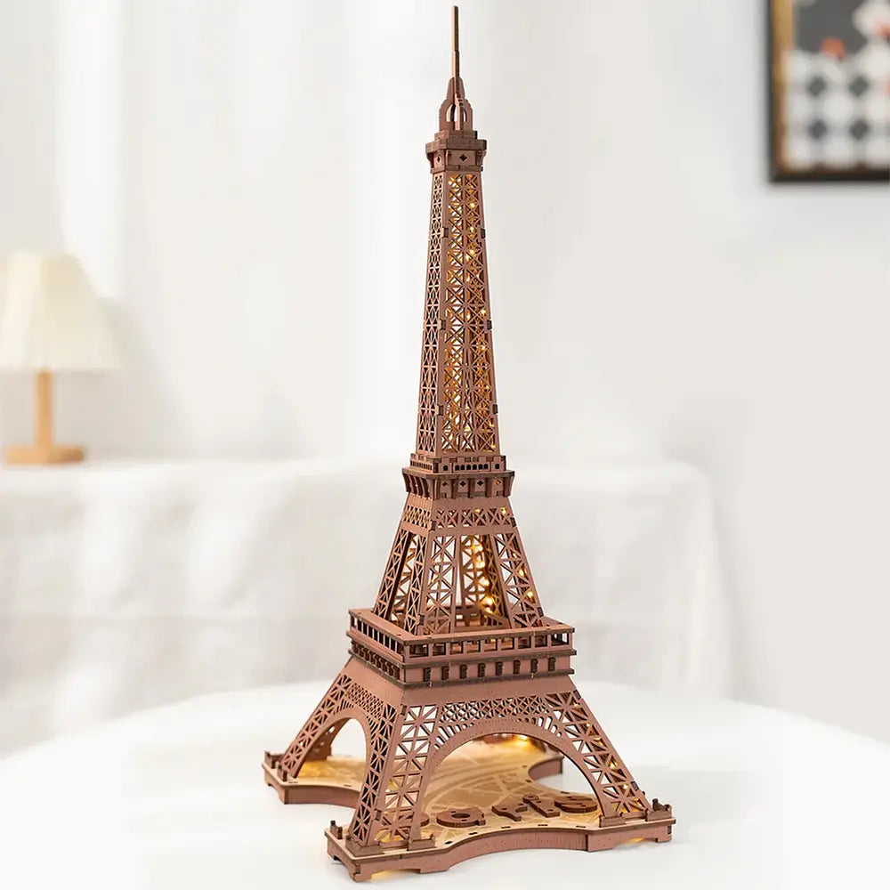 Puzzle arhitectural Turnul Eiffel, model 3D din lemn cu detalii fine