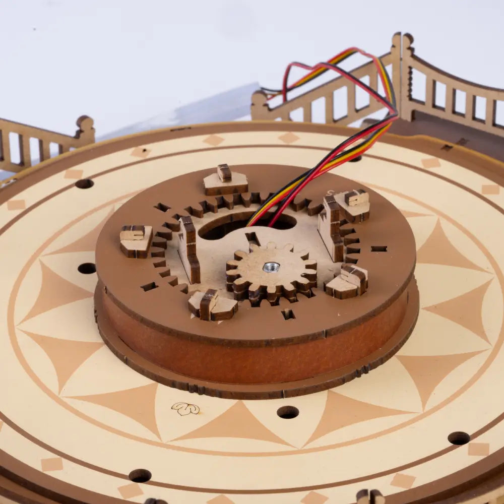 Baza mecanism puzzle 3d carusel din lemn cu elemente rotative