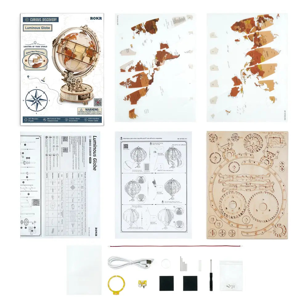 Componentele puzzle-ului 3D glob luminos Rokr inclusiv piesele din lemn si hartile detaliate ale lumii