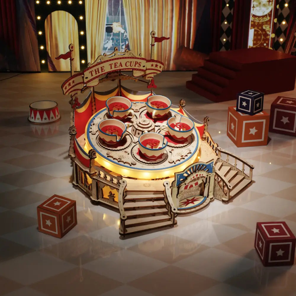 Puzzle 3D Carusel cu Cescute un moment de magie care prinde viata in lumini si rotire