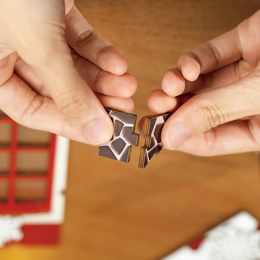 Puzzle 3D Magia Crăciunului Rolife, dioramă din lemn, cadoul ideal